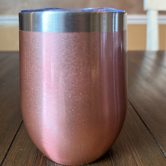 New Wine/coffee tumbler rose gold in color - Picture 5 of 6